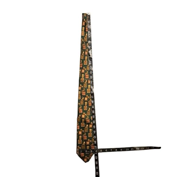 Salvatore Ferragamo Mens Green Lion Lioness Designer Silk Neck Tie Luxury - Picture 13 of 13